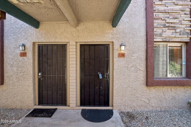 Foto del edificio - 4354 N 82nd St