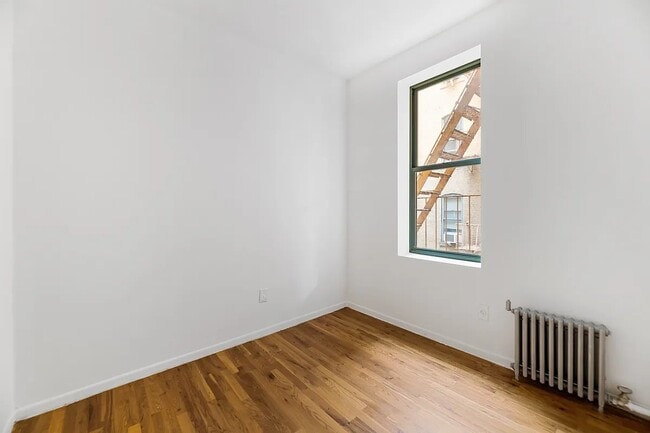 Building Photo - 239 W 63rd St