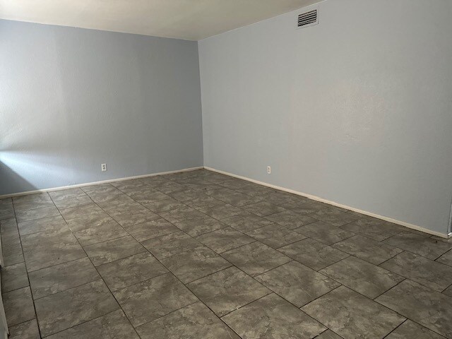 Foto del edificio - 205 Edgewood Dr