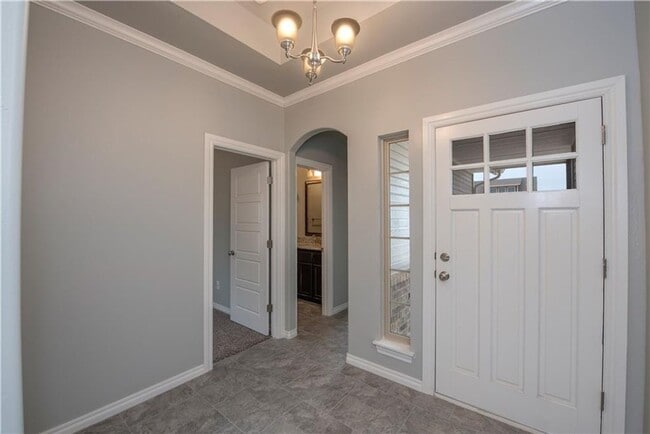 Building Photo - Spectacular 4 Bedroom 2 Bathroom Home in Council Ridge Community in Deer Creek Schools (Neighborh...