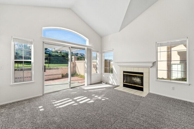 Foto del edificio - Charming 2 Bed | 2 Bath Single-Story Home with Golf Course Views!