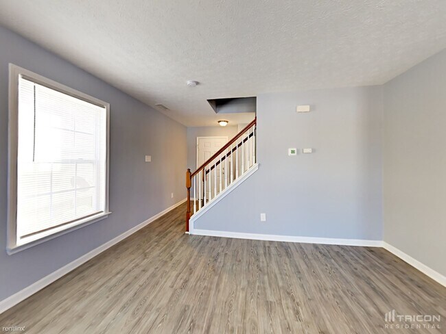 Building Photo - 839 Littleton Dr
