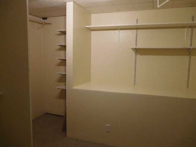 Building Photo - 1621 Silverwood Ter