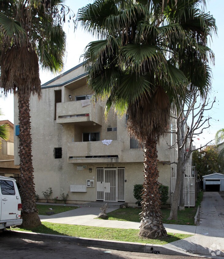 Building Photo - 775 Rose Ave