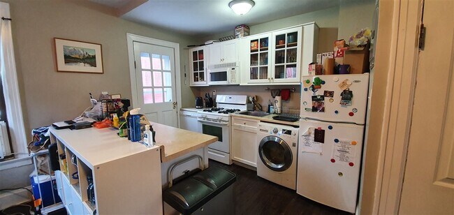 Foto del edificio - 562.5 Jersey Ave