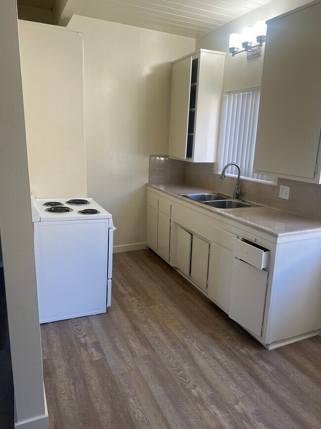 Foto del edificio - Torrance 44