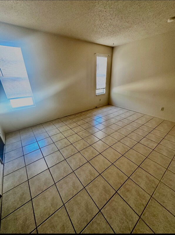 Foto del edificio - 2905 Beachcomber Dr