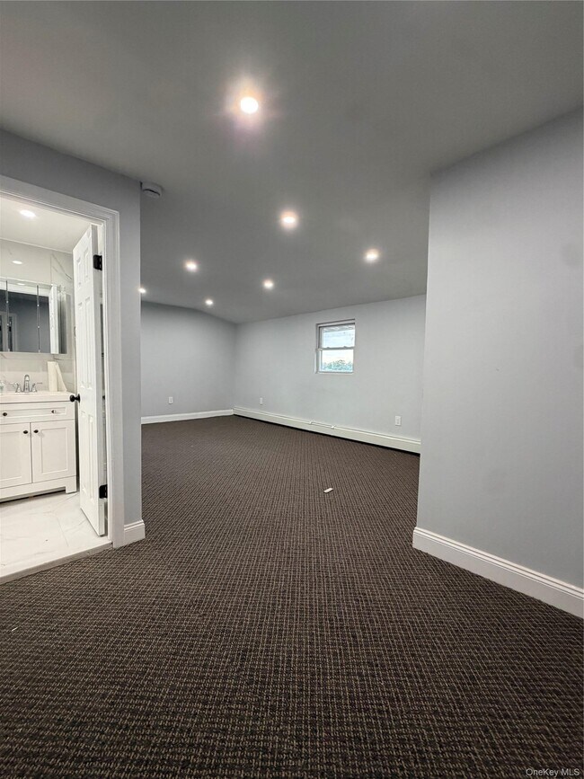 Foto del edificio - 217-04 135th Ave
