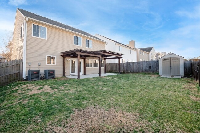 Foto del edificio - 3615 Marksbury Dr