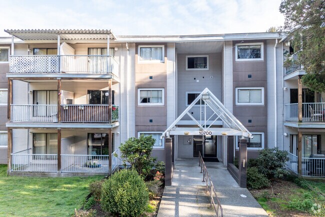 Photo du bâtiment - Mainstreet Estates Apartments