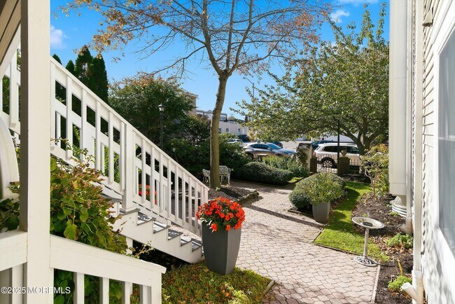 Foto del edificio - 606 Bay Ave