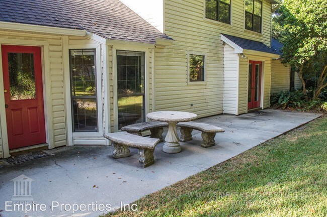 Building Photo - 5 br, 3 bath House - 2221 Glenwood Lane