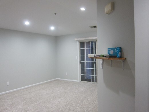 Building Photo - 1532 Waterford Dr