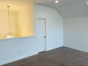 Building Photo - 13710 Saxon Cliff Ln Building Photo - 13710 Saxon Cliff Ln