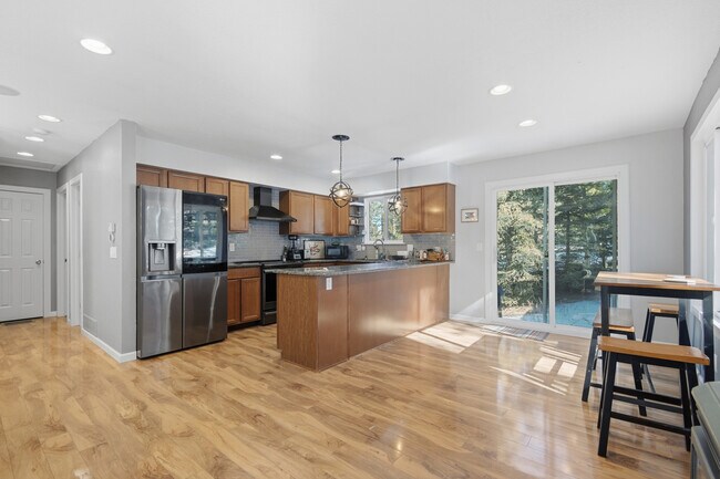 Foto del edificio - 12229 Circle Dr