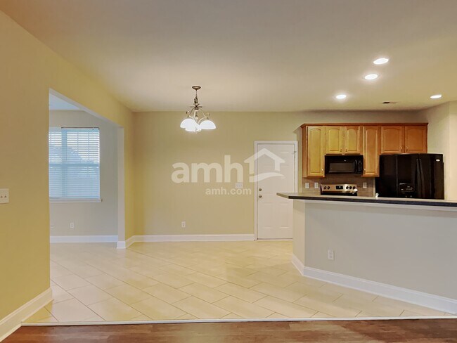 Foto del edificio - 9203 Greenheather Dr