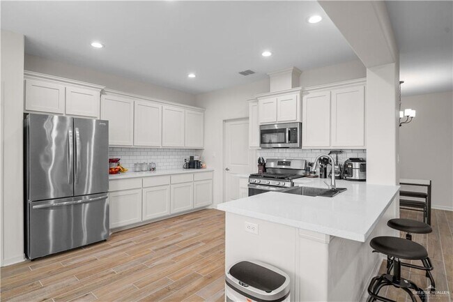 Foto del edificio - 14122 Wichita Falls Ln