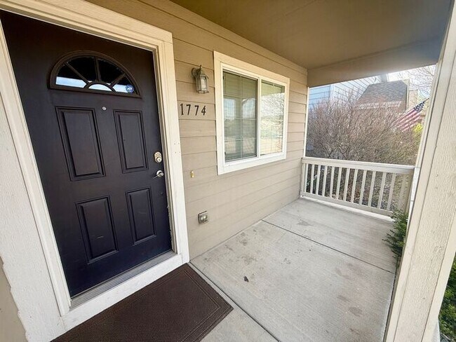 Foto del edificio - Well Maintained 4 Bed, 3 Bath Home in Anderson Farm!