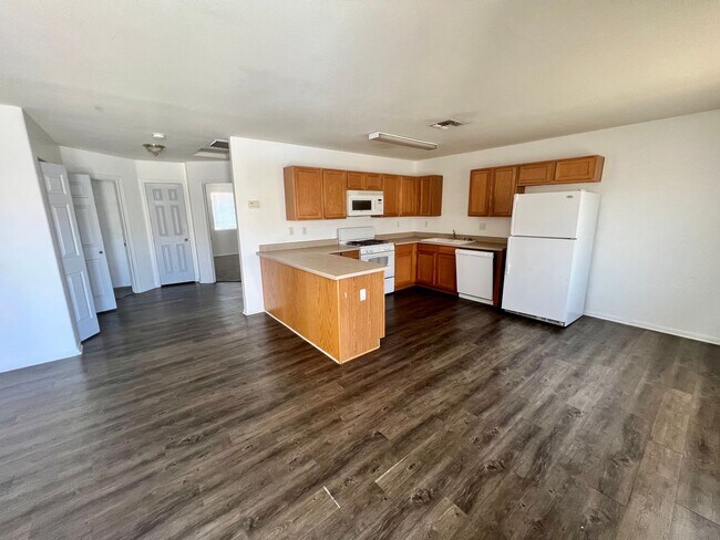 Foto del edificio - 6685 Ocotillo Ave