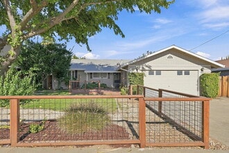 Building Photo - 6285 Edgewood Way