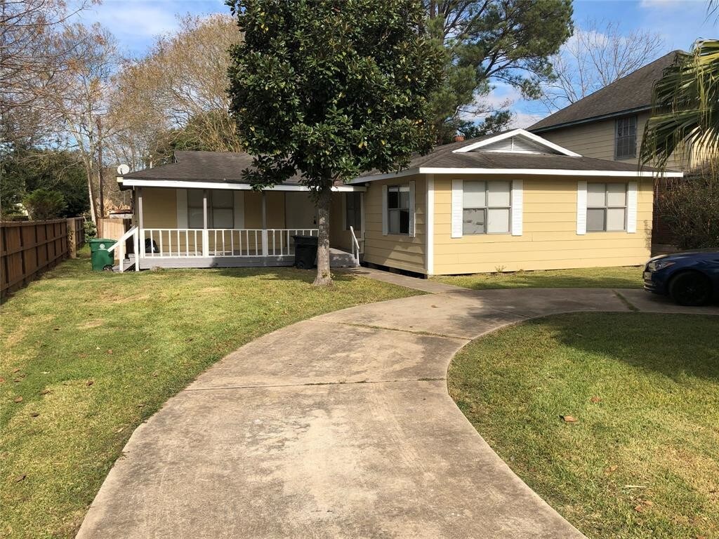 Primary Photo - 8205 Arrowhead Ln