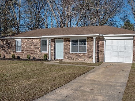 Front of house - 4442 Kindlewood Dr