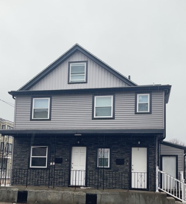 Foto del edificio - 1441 Hyde Park Ave