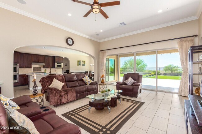 Foto del edificio - Gorgeous 5 bed 4.5 bath single level home in Scottsdale