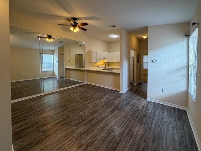 Foto del edificio - 4003 SW 27th St