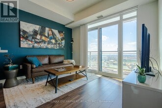 Building Photo - 2560-2560 Eglinton Ave W