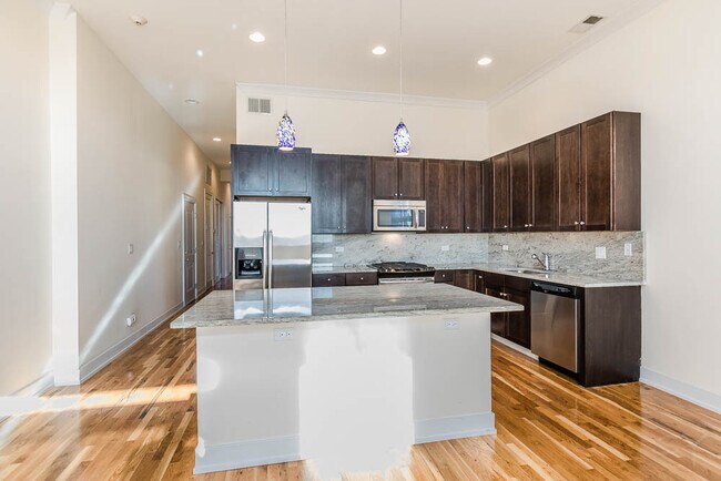 Foto del edificio - 4808 N Spaulding Ave