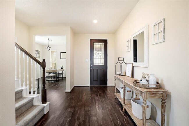 Foto del edificio - 5003 Laird Forest Ct