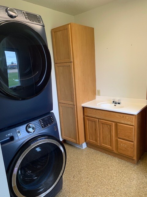 Foto del edificio - 718 Dawn Ave