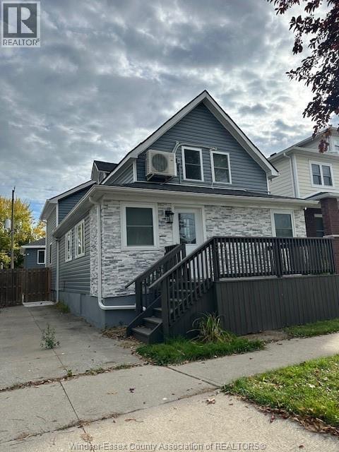 Photo du bâtiment - 974 Maisonville Ave