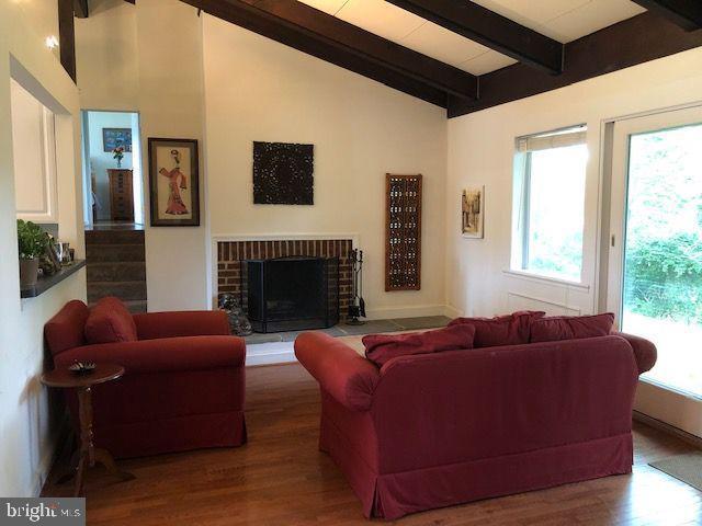 Foto principal - 1527 Wrightson Dr