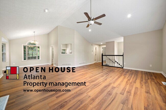 Foto del edificio - 460 Highlander Way, Acworth