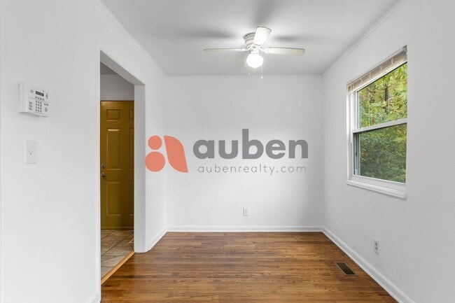 Foto del edificio - 3 Bedroom Home in St. Elmo!