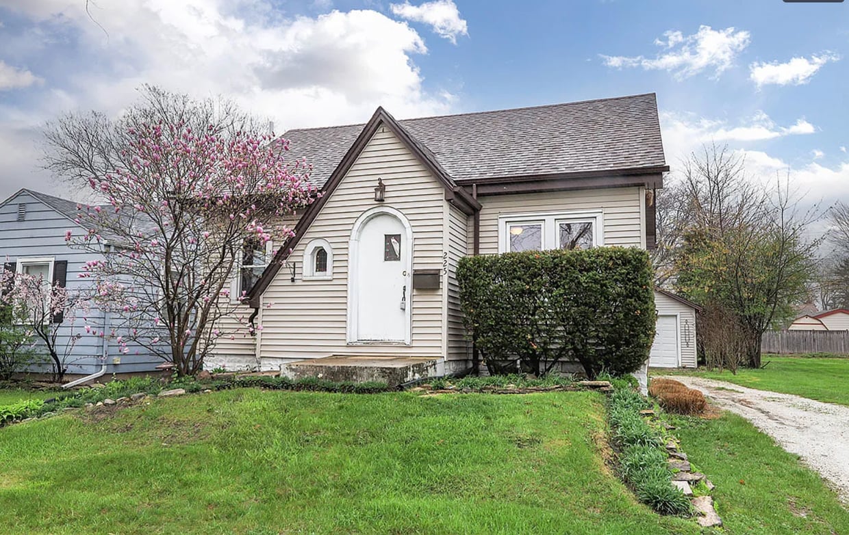 225 S Park St, Westmont, IL 60559 House Rental in Westmont, IL