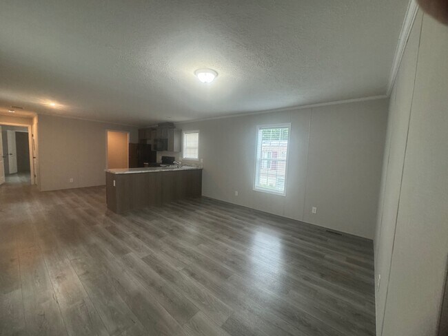 Building Photo - 26 Terrace Dr