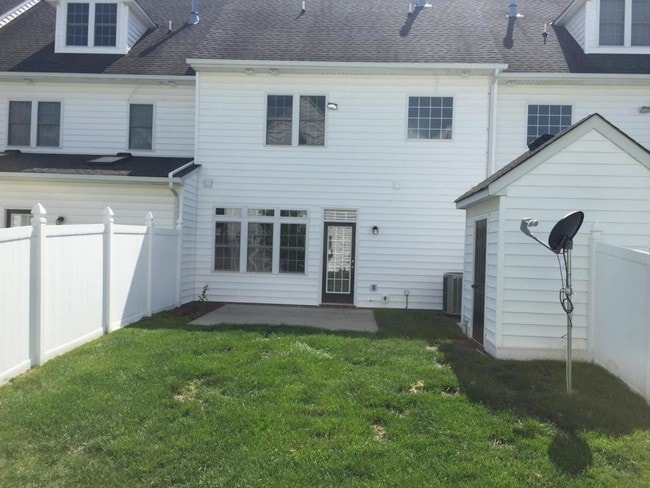 Building Photo - 3402 Bartley Pond Pl