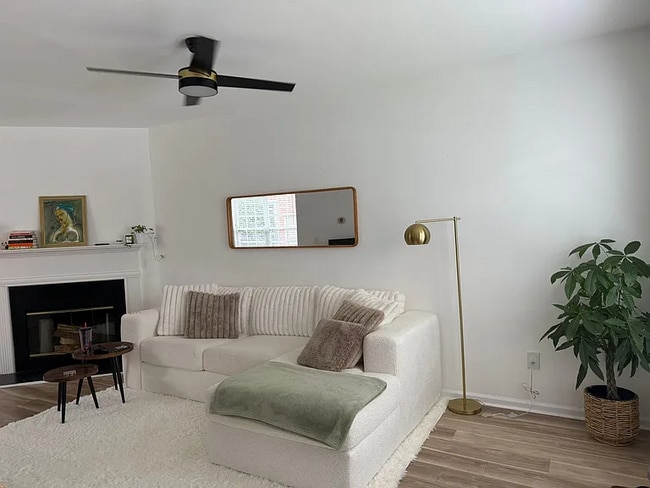 Photo - 1509 Cove Creek Cir Townhome