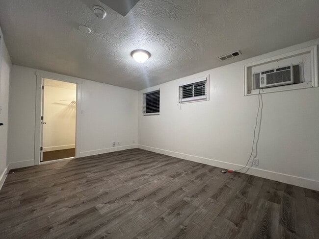Building Photo - 1456 S 500 E
