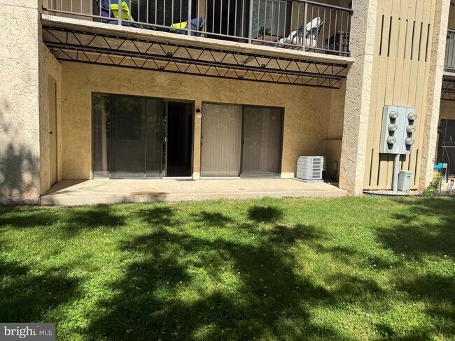 Foto del edificio - 46 Muirfield Dr