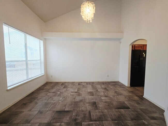 Foto del edificio - Charming 3 bedroom, 2.5 bath home in West ...