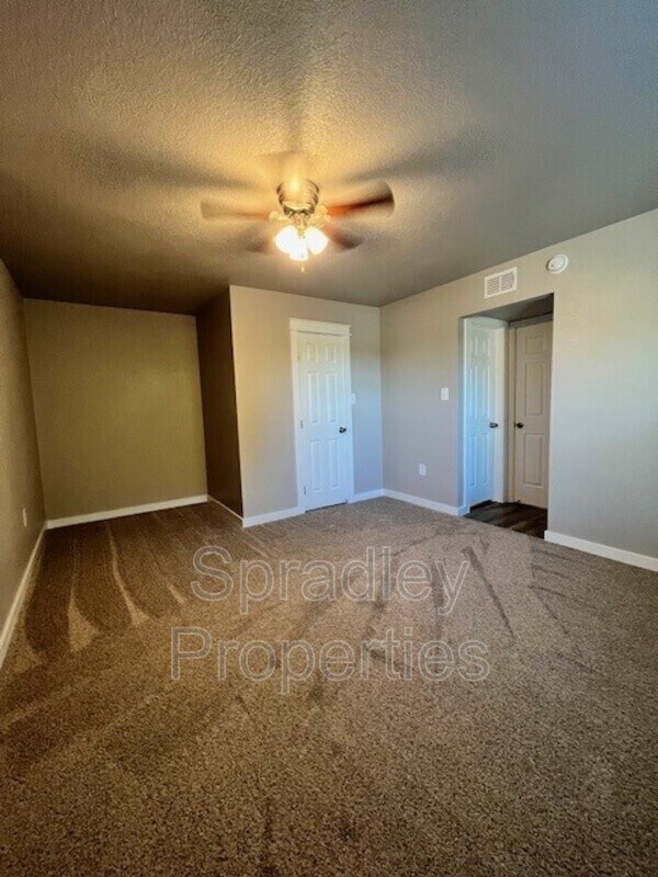 Building Photo - 200 Bosque Rd