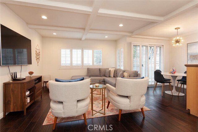 Foto del edificio - 4140 Warner Blvd