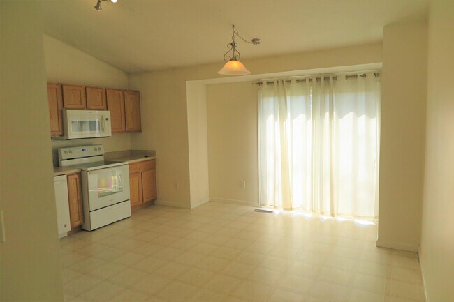 Foto del edificio - 141 Springer Woods Blvd