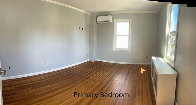 Building Photo - 12 Fowler St