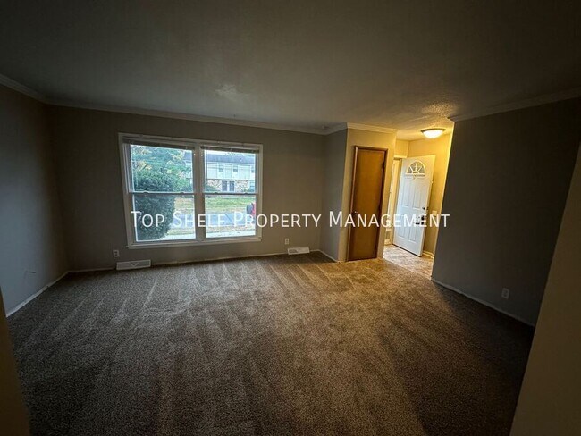 Foto del edificio - 6401 Lincoln Ave