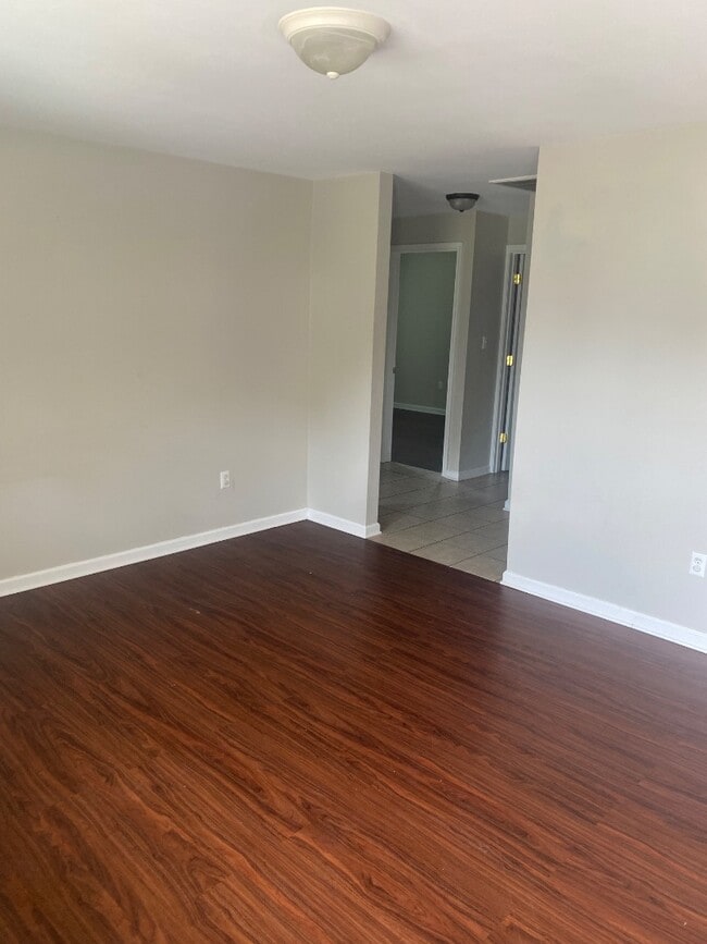 Building Photo - 1812 Ozone Ct